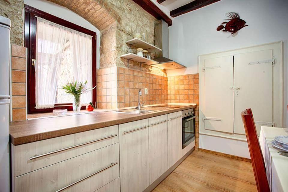 Apartment Domina วิส ภายนอก รูปภาพ